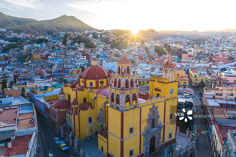 墨西哥瓜纳华托老城区鸟瞰图图片素材