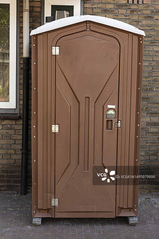 街道上的公共厕所图片素材