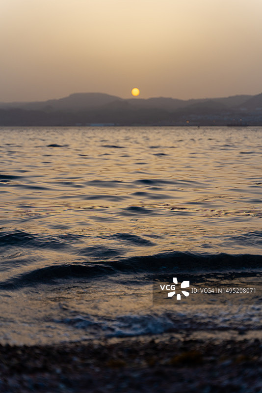 约旦亚喀巴海滩红海日落图片素材