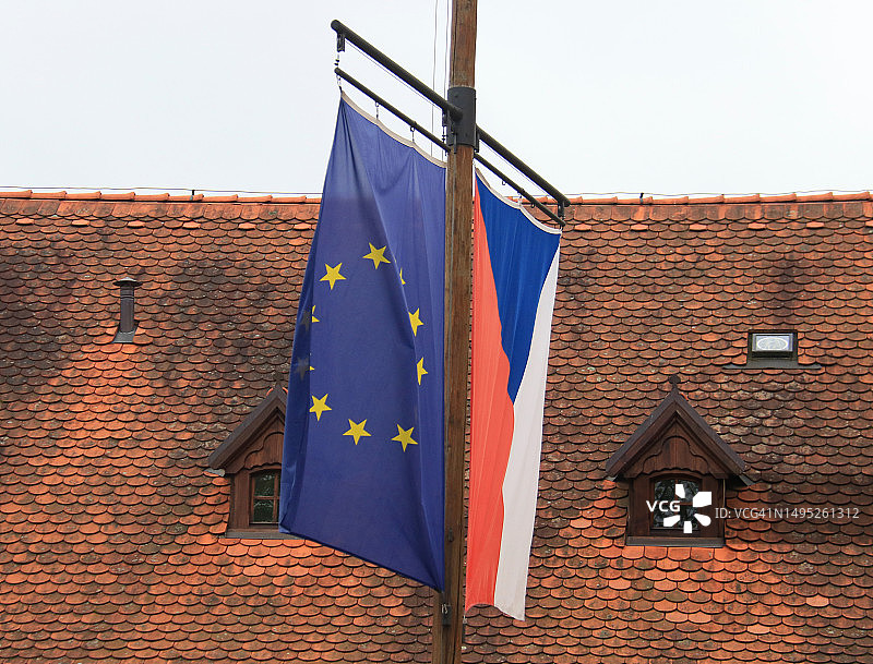 欧盟旗帜与捷克共和国旗帜图片素材
