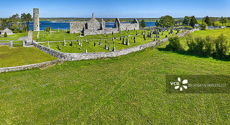 爱尔兰克朗马克诺伊斯修道院遗址图片素材