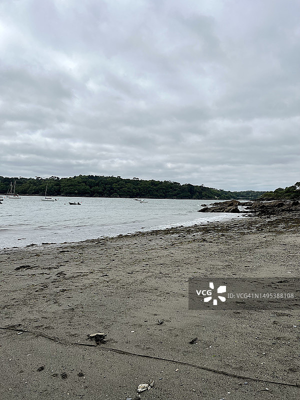 英国康沃尔郡的赫尔福德河景色图片素材