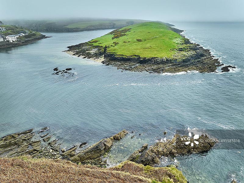 爱尔兰金塞尔附近的桑迪科夫海岸线图片素材