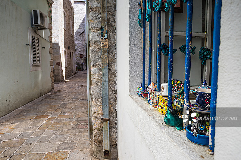 商店橱窗里的纪念品图片素材