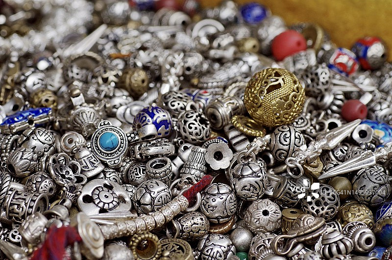 银色珠子全画幅图片素材