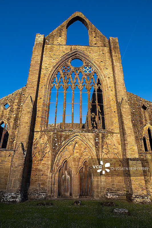 威尔士蒙茅斯郡廷tern修道院遗址图片素材