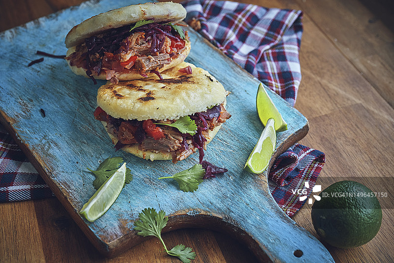 委内瑞拉牛肉阿瑞帕饼图片素材