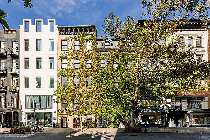 纽约曼哈顿上东区晴天街头图片素材