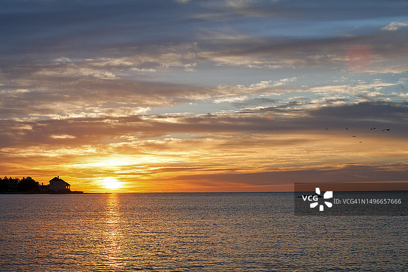 长岛海峡的日出图片素材