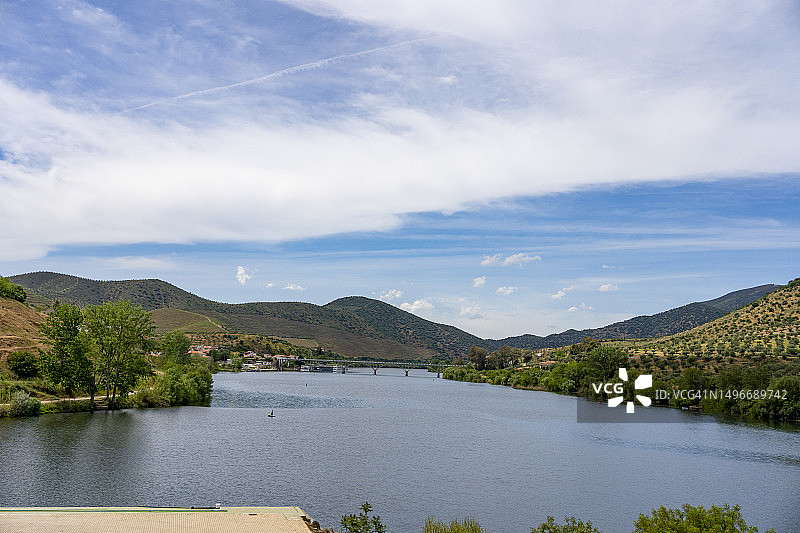 杜罗河：西班牙和葡萄牙的天然边界图片素材