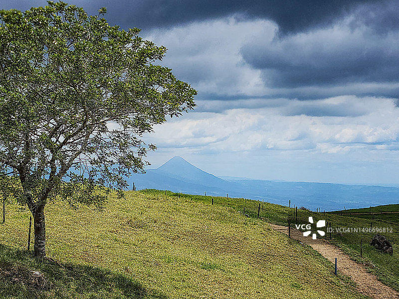 哥斯达黎加阿雷纳尔火山景观图片素材