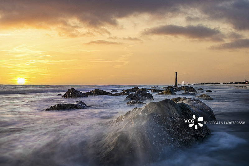 雷丁顿海岸的粗犷海滩图片素材