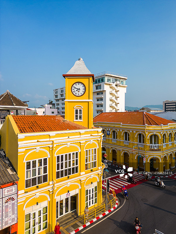 普吉镇广场钟楼航拍图图片素材