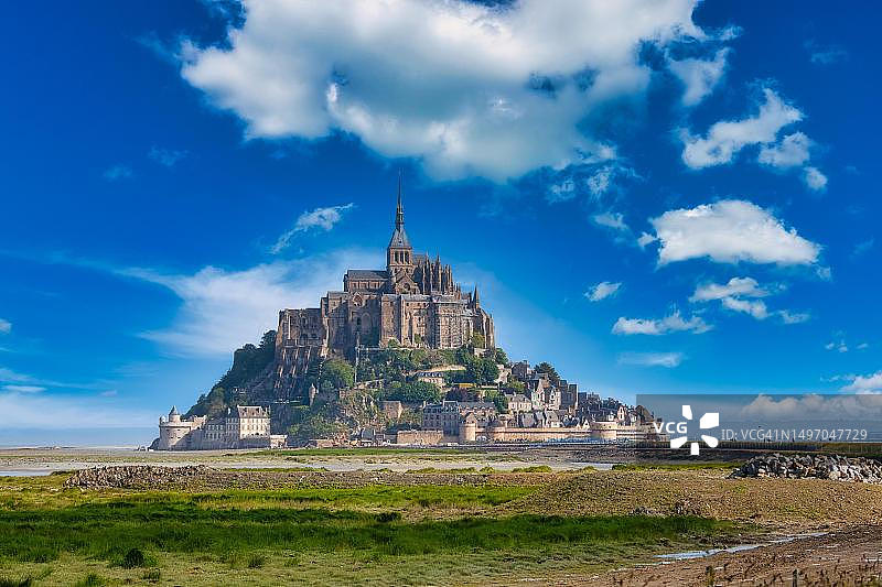 法国诺曼底圣米歇尔山修道院图片素材