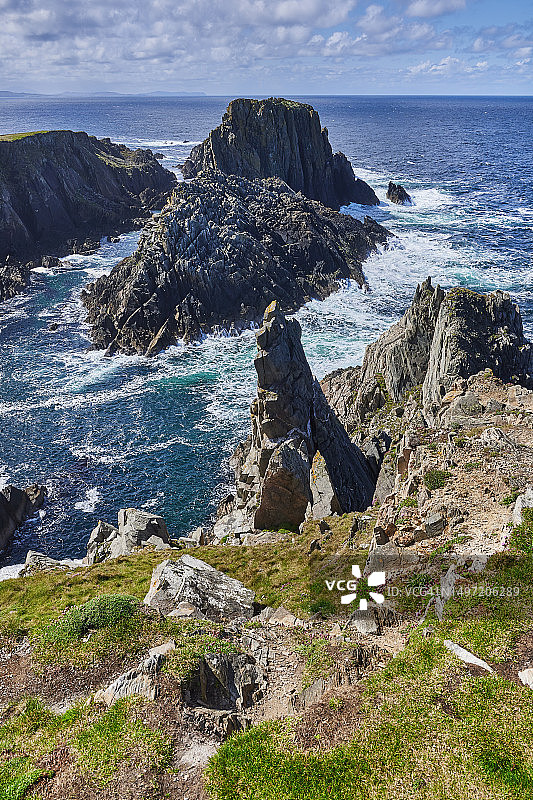 爱尔兰伊尼肖恩半岛的玛琳角悬崖图片素材