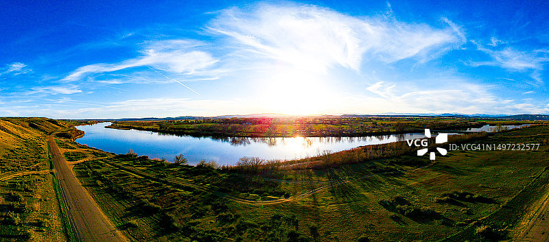 犹他州詹森格林河日落图片素材