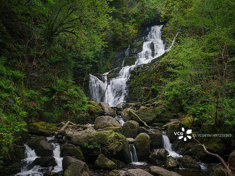 爱尔兰基拉尼的托克瀑布，2023年5月图片素材