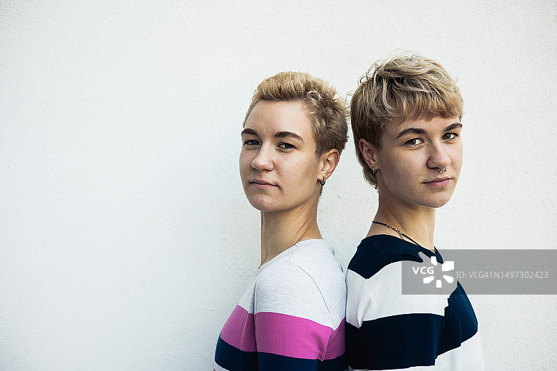 姐妹共度时光图片素材