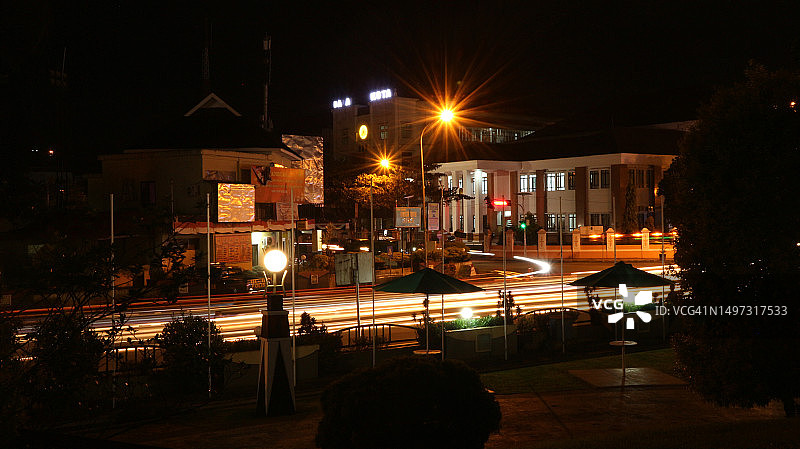 安汶市夜景，慢快门拍摄图片素材
