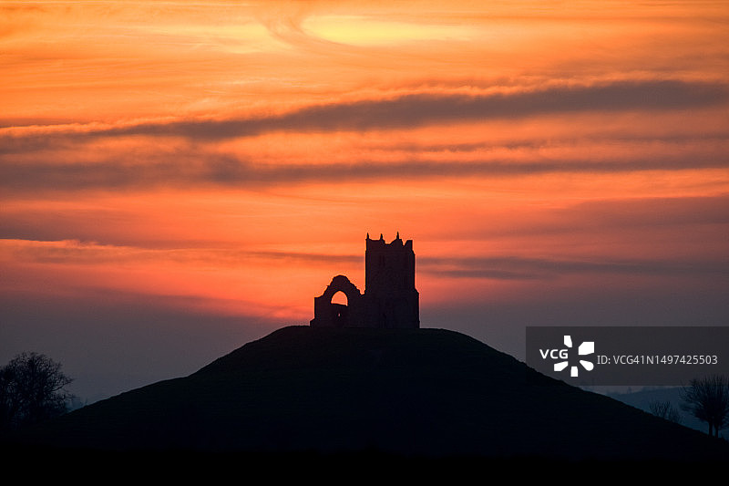 英格兰萨默塞特郡伯罗芒普的日落图片素材