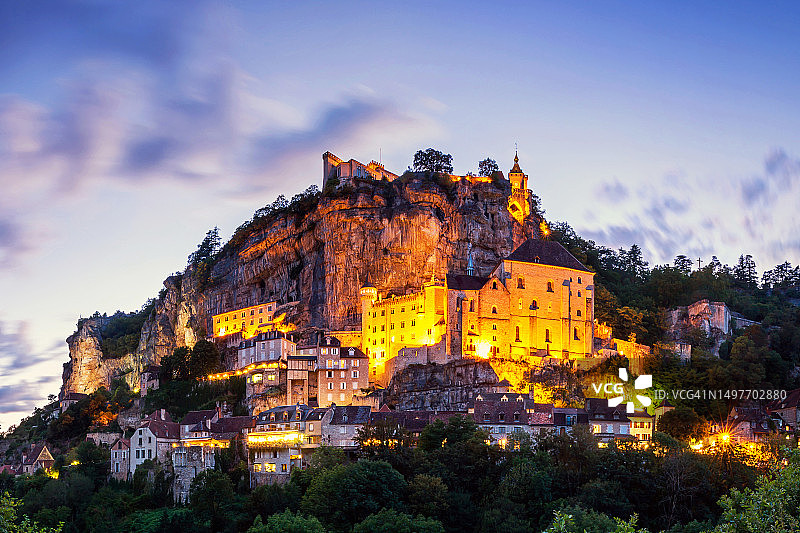 法国洛特省罗卡马杜尔老城日落图片素材