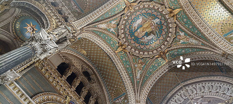 法国里昂富维耶圣母大教堂天花板图片素材
