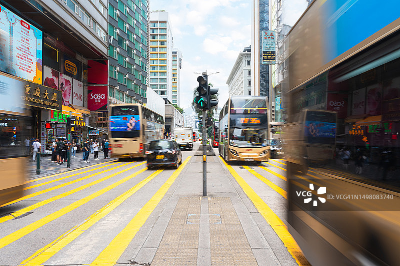 香港电车轨道和香港中环的综合商业开发区图片素材