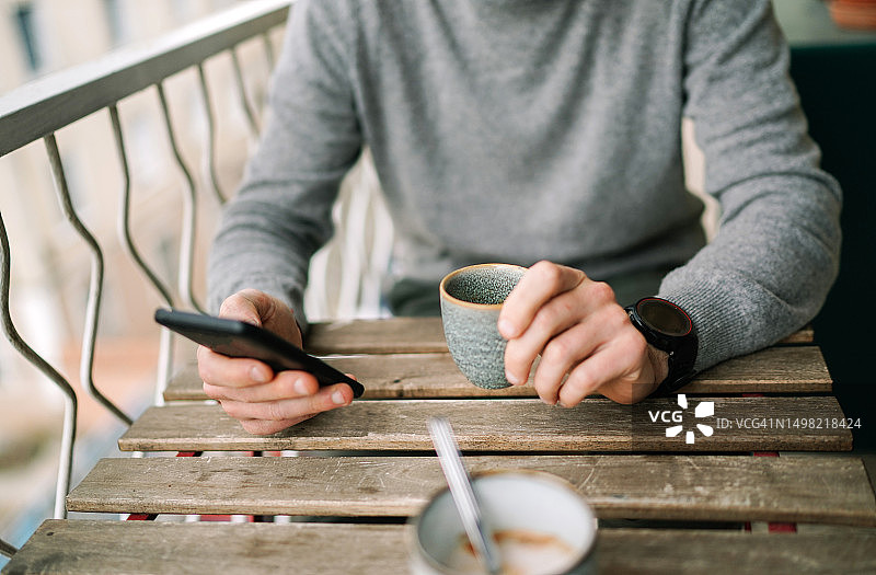 西班牙阳台咖啡时光图片素材