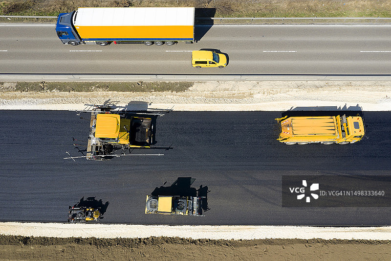 沥青铺设工程航拍图片素材