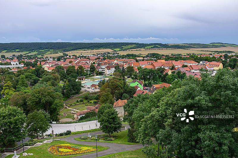 从豪斯曼塔俯瞰德国图林根州巴特弗兰肯豪森图片素材