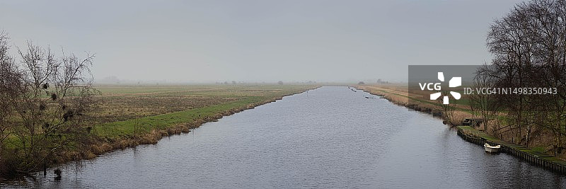 德国下萨克森州施帕登和希夫多夫之间的盖斯特河图片素材