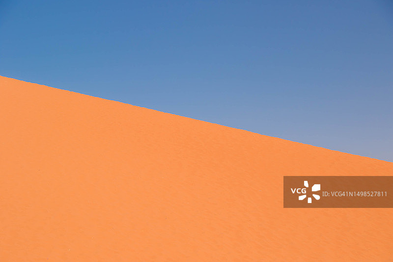 约旦沙漠景观仰视图片素材