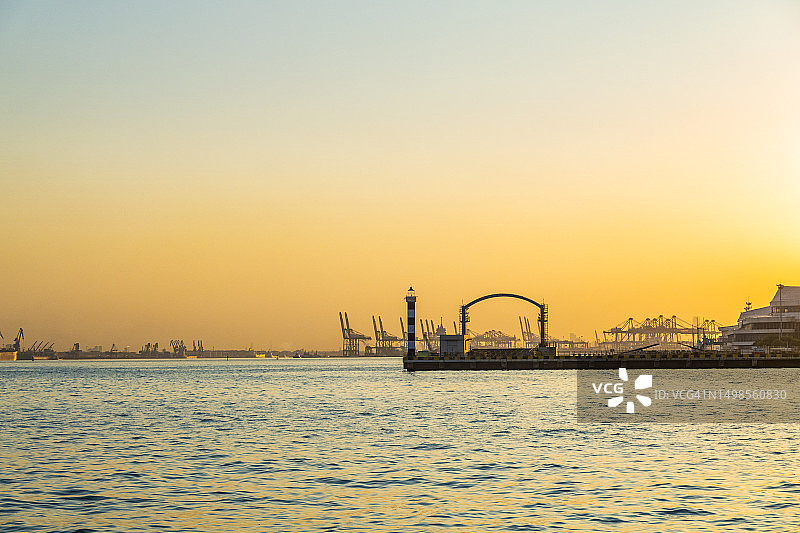 海港灯塔图片素材