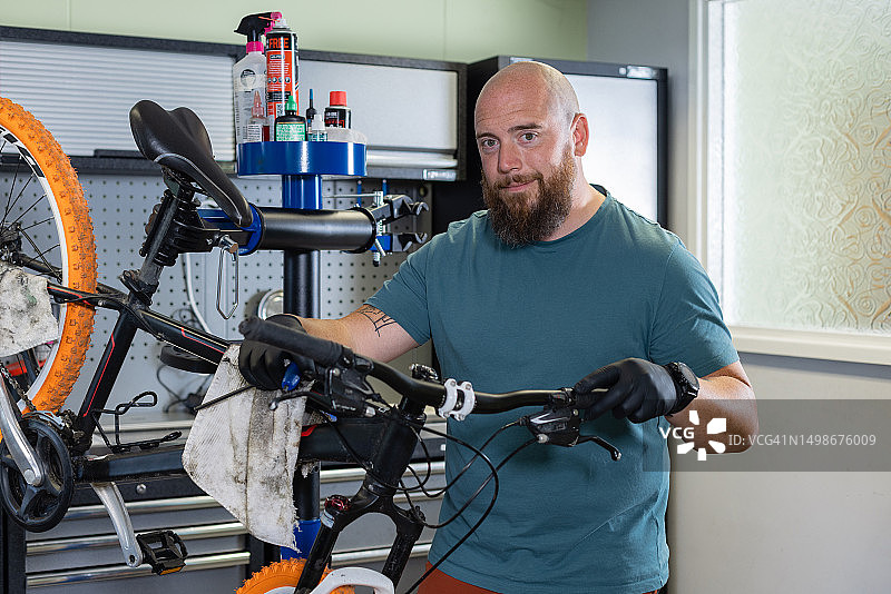 在工作室的日子图片素材