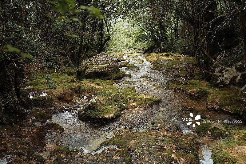 法国伊泽尔省的徒步旅行景色图片素材