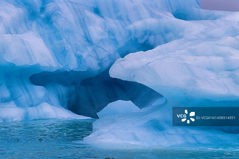 挪威斯瓦尔巴特群岛北冰洋冰山冰层图片素材