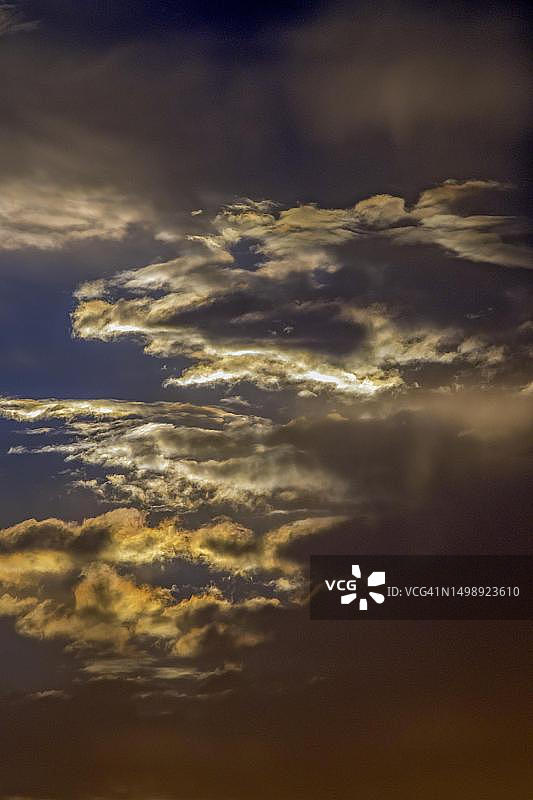 德国巴伐利亚州傍晚的云层图片素材