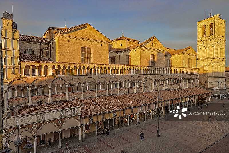 意大利费拉拉圣乔治大教堂图片素材