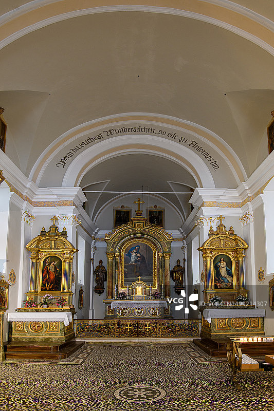 圣乌尔里希圣安东尼教堂内部图片素材