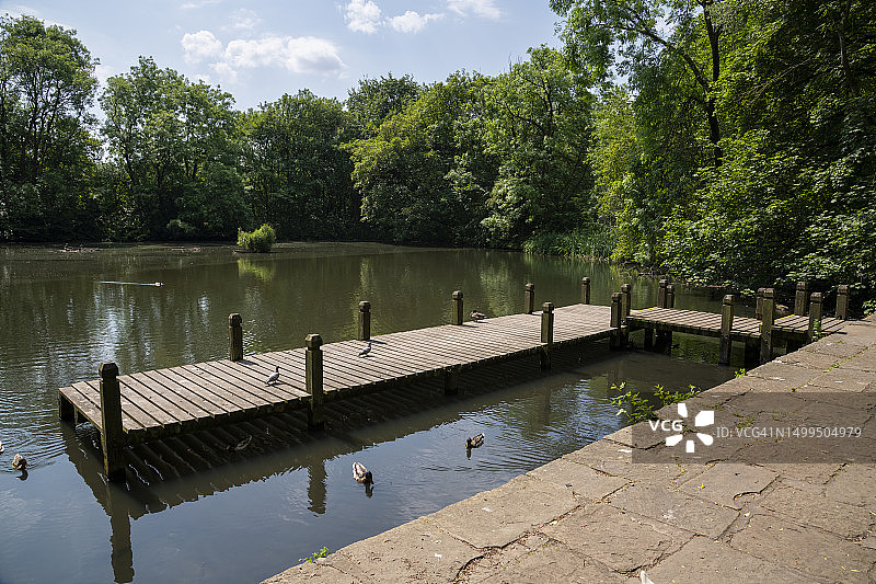 英格兰斯托克波特雷迪什维尔乡村公园图片素材