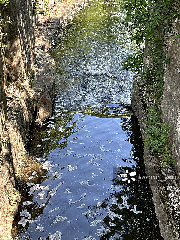 历史悠久的1812年俄亥俄州和伊利运河图片素材