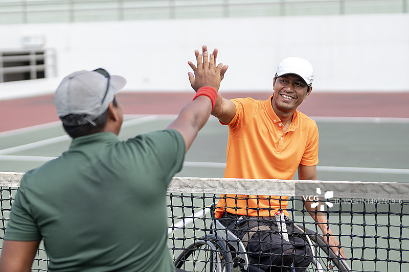 残疾人网球运动员图片素材