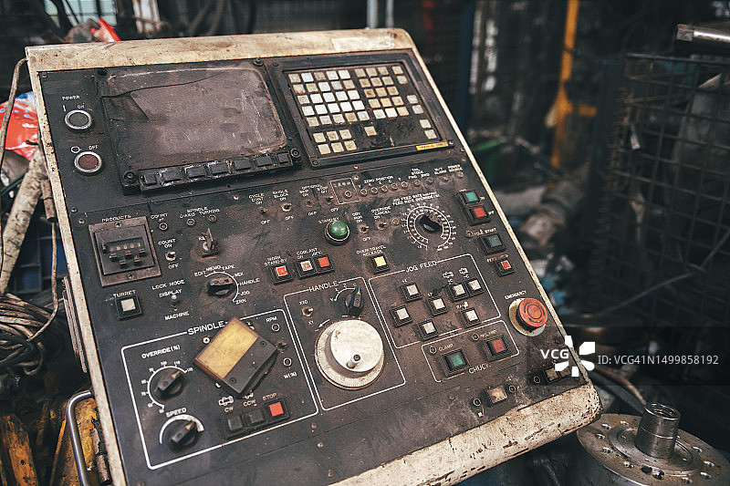 主要用于钢铁厂的钢铁车削和成型的机器和机器零件图片素材