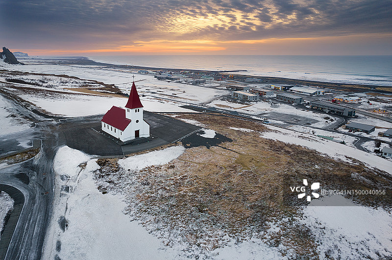 冰岛教堂日出图片素材