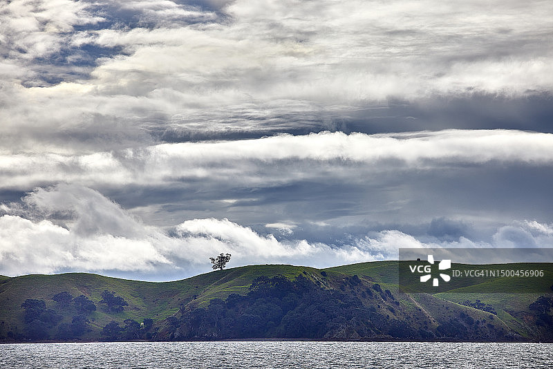 莫图塔普岛云景图片素材