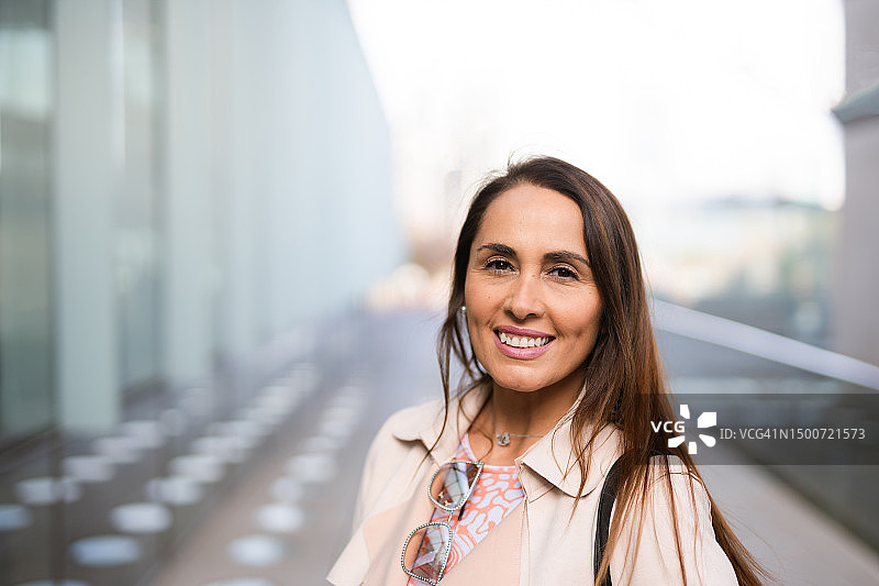 金融区里的女商人图片素材