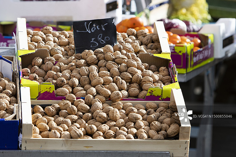格勒诺布尔“香草市场”的农产品图片素材