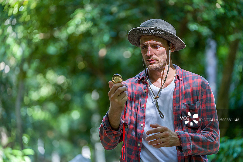 使用指南针图片素材