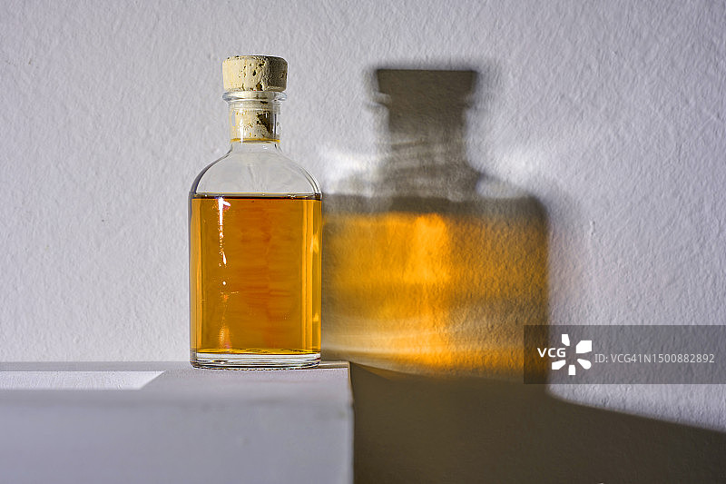 小香水瓶图片素材