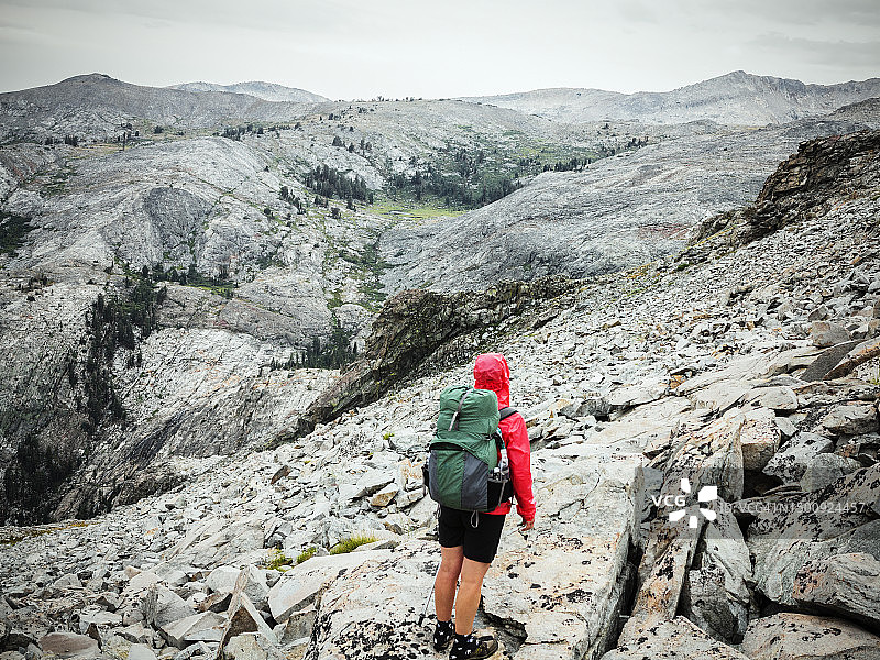 女背包客图片素材